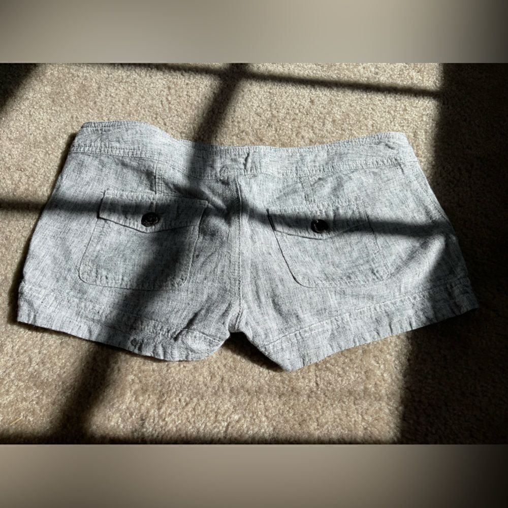 Express Button Up Shorts- sz8 - Picture 4 of 4